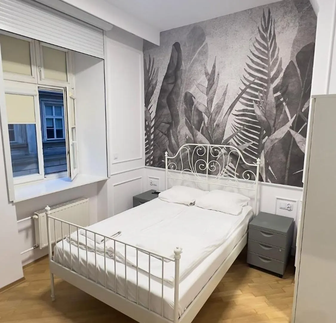 P&J Apartments Florianska Krakow