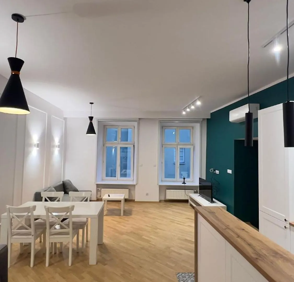 P&J Apartments Florianska Krakow