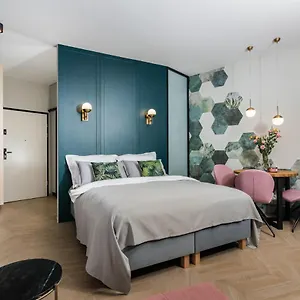 Neartopl Rakowicka Parking Apartment