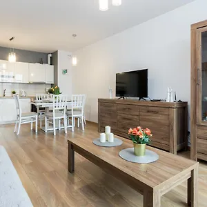 Wawrzynca With Parking Appartement
