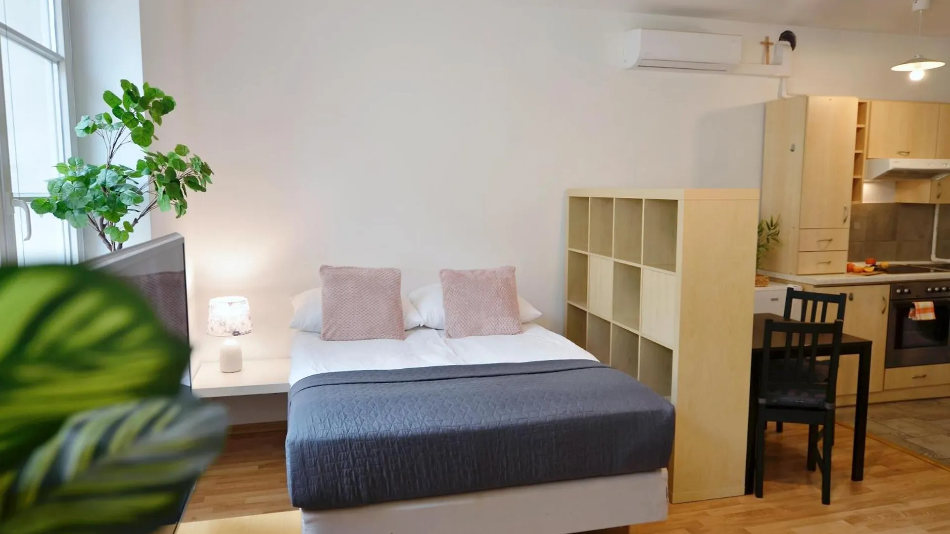 P&J Apartments Florianska Krakau